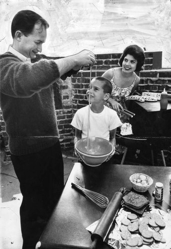 Tom McDermott demonstrates his winning recipe grilled crown meat loaf