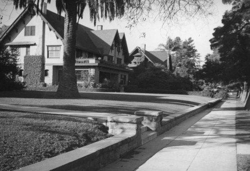 Harvard Boulevard residences, West Adams