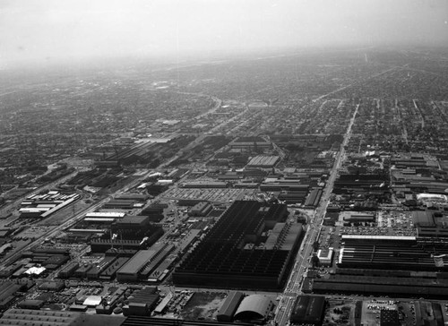 Alcoa Company, Vernon, looking south