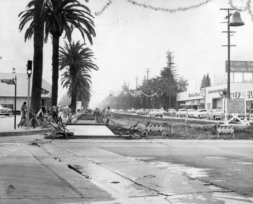 New paving to widen Sherman Way lanes in Reseda