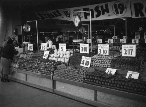 Whittier Boulevard market