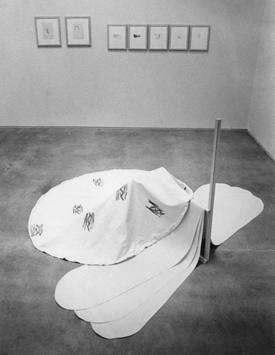 Richard Tuttle sculpture