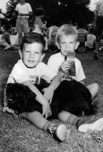 Children parade animals in pet show at Valley Park