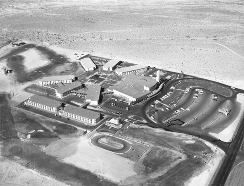 Hacienda Hotel, Las Vegas Boulevard, looking northwest