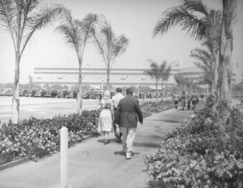 Path to Hollywood Park