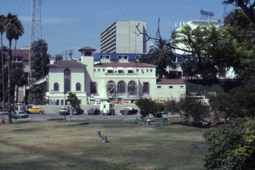 MacArthur Park Community Center