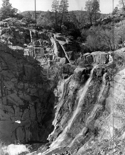 Kern River tumbles over falls