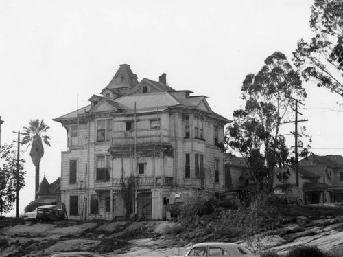 Brousseau Residence, Bunker Hill