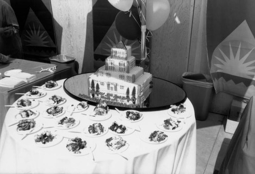 Birthday cake for Central Library