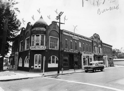 Grand Palace in Ontario