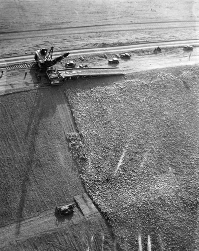 How Hansen Dam was built