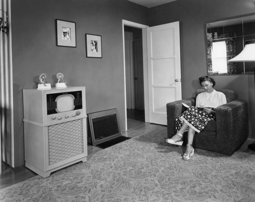 Early television set