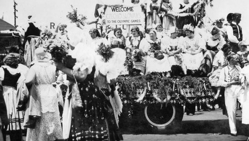 Welcoming party for Czechoslovakians, 1932 Olympics, view 1