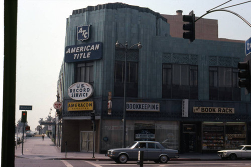 Businesses, Wiltern Building