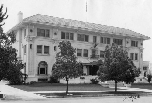 Glendale Elks' Club