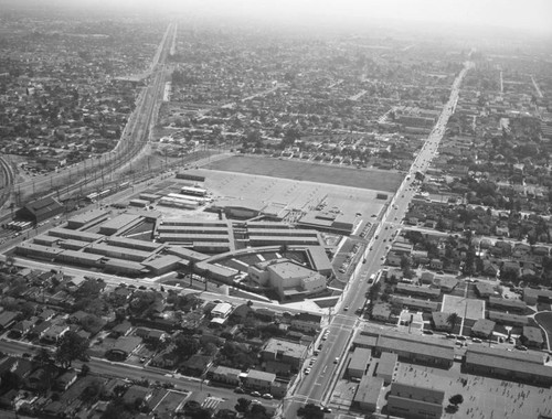 Edwin Markham Junior High, 104th Street, looking southeast