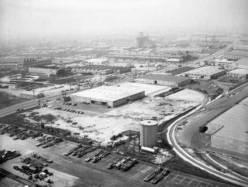 Slauson Avenue and Garfield Avenue, Commerce, looking west