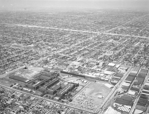 Goodyear Tire & Rubber Co., Central Avenue, looking southwest