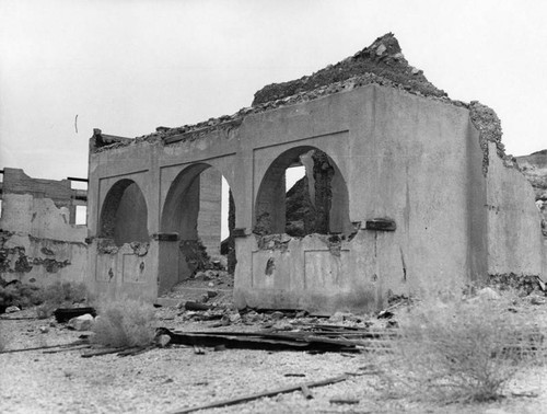 Rhyolite building