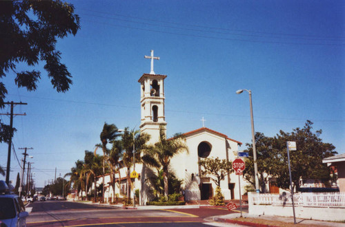 Holy Family Catholic Church, exterior