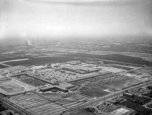 Ford Motor Co., Mercury Plant, looking west, Washington and Rosemead