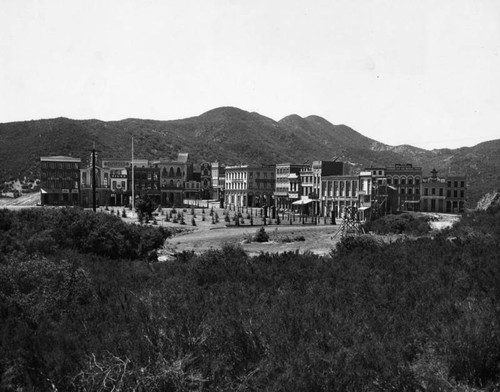 Exterior set for "Wells Fargo"