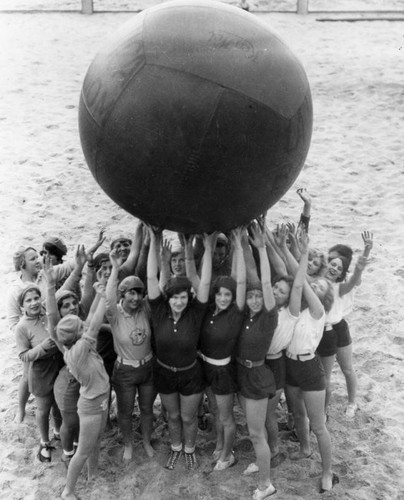 Women of the L.A. Athletic Club on beach