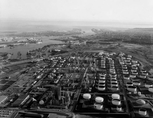 Oil refinery in the harbor