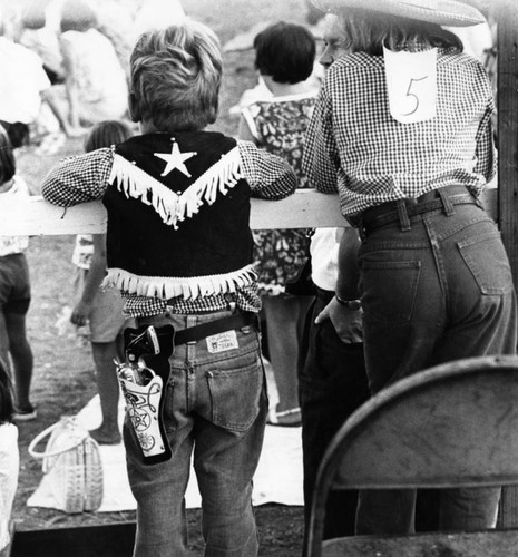 Dust flies at Canoga horse event