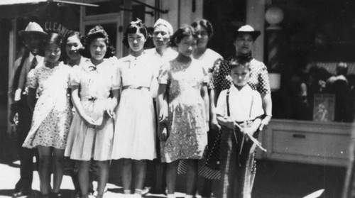 Japanese American children