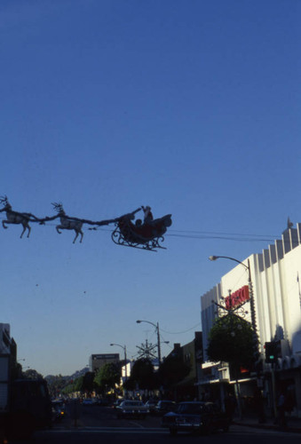 Beverly Drive at Christmastime