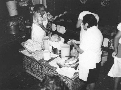 Olvera Street tortilla makers