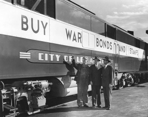 Union Pacific advertises war bonds