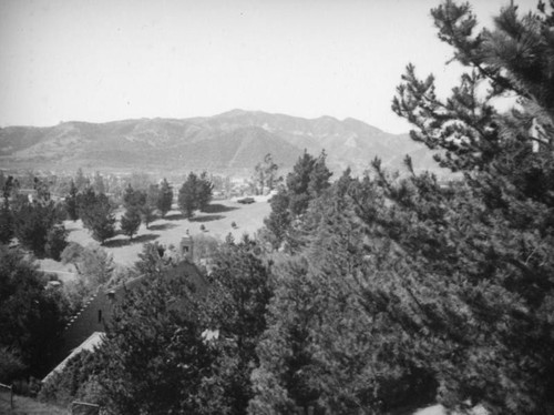 Glendale Forest Lawn, Wee Kirk o' the Heather Chapel