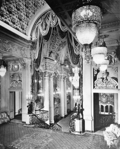 Interior, Los Angeles Theatre