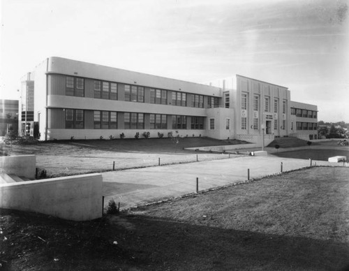 San Pedro High School, view 2