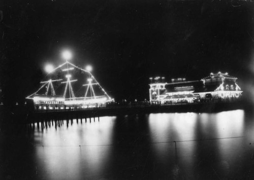 Night view of Ship Cafe