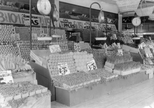 Market display of fresh produce