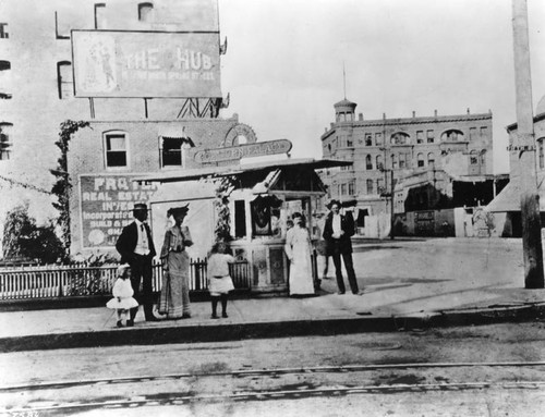 Main and 5th streets