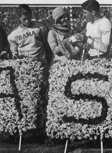 Marion Davies at Rose Tournament football game