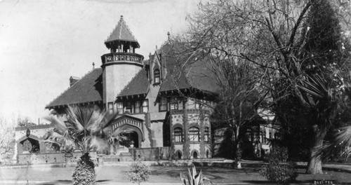 Edward L. Doheny Residence, Chester Place