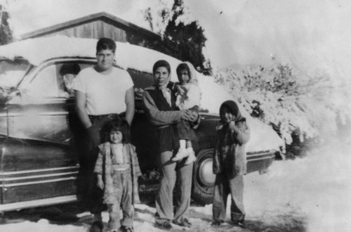 Family in snow