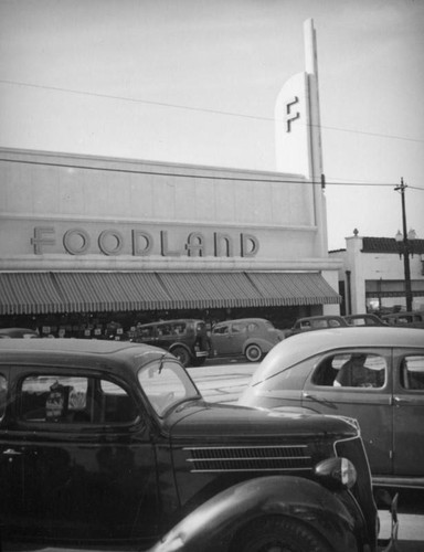 Foodland in Inglewood