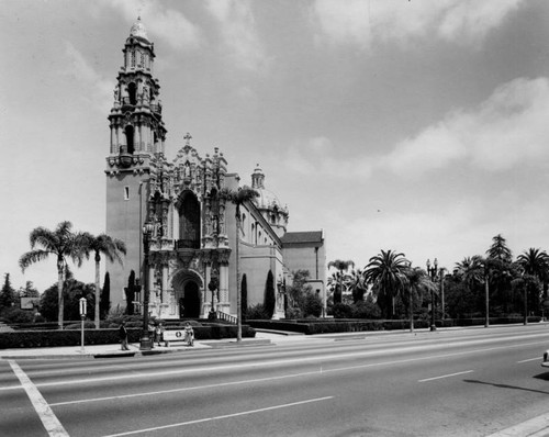 St. Vincent Catholic Church, exterior