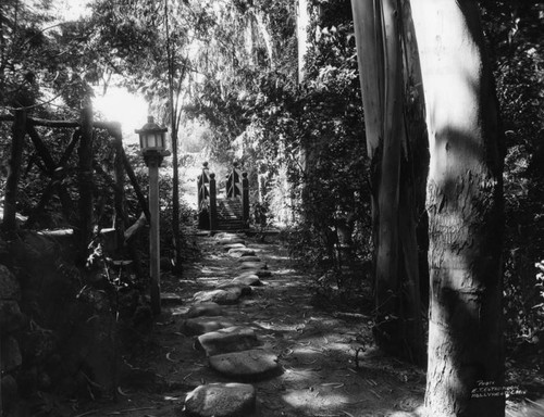 Footpath, Bernheimer Estate