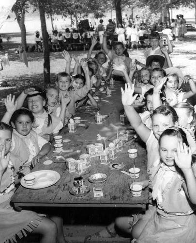 Western theme at Girl Scout day camp