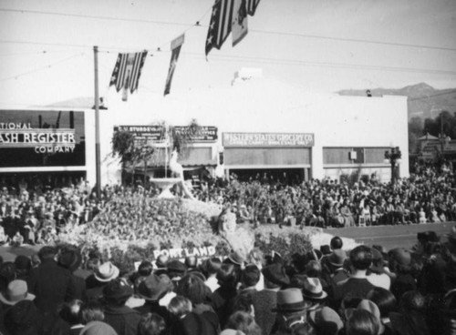 Portland float, 1938 Rose Parade