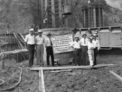 Construction of the Hoover Dam