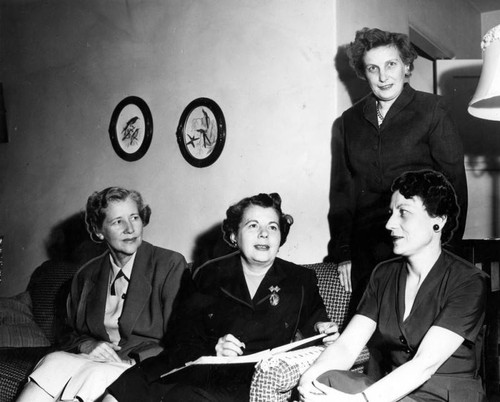 Republican women plan '54 events