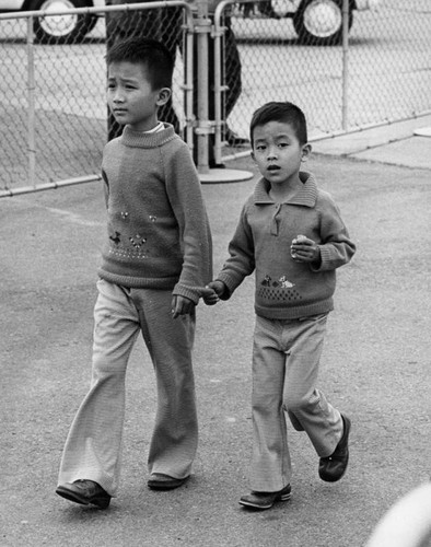 Vietnamese refugees at Camp Pendleton